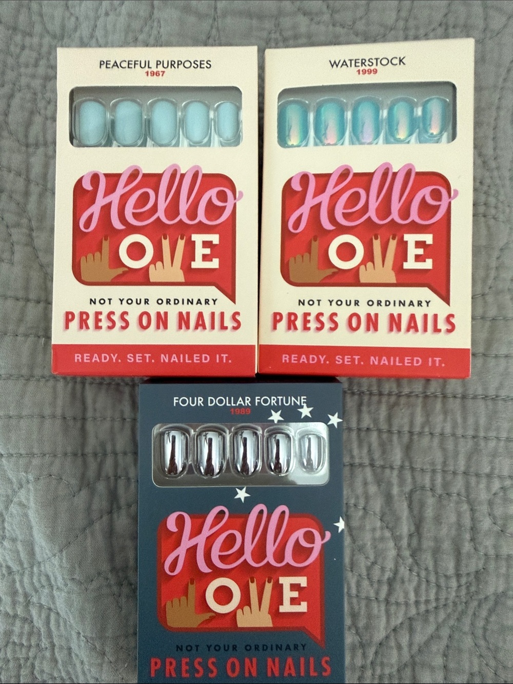Hello OVE Press-On Nails Pack — Blue & Silver Styles